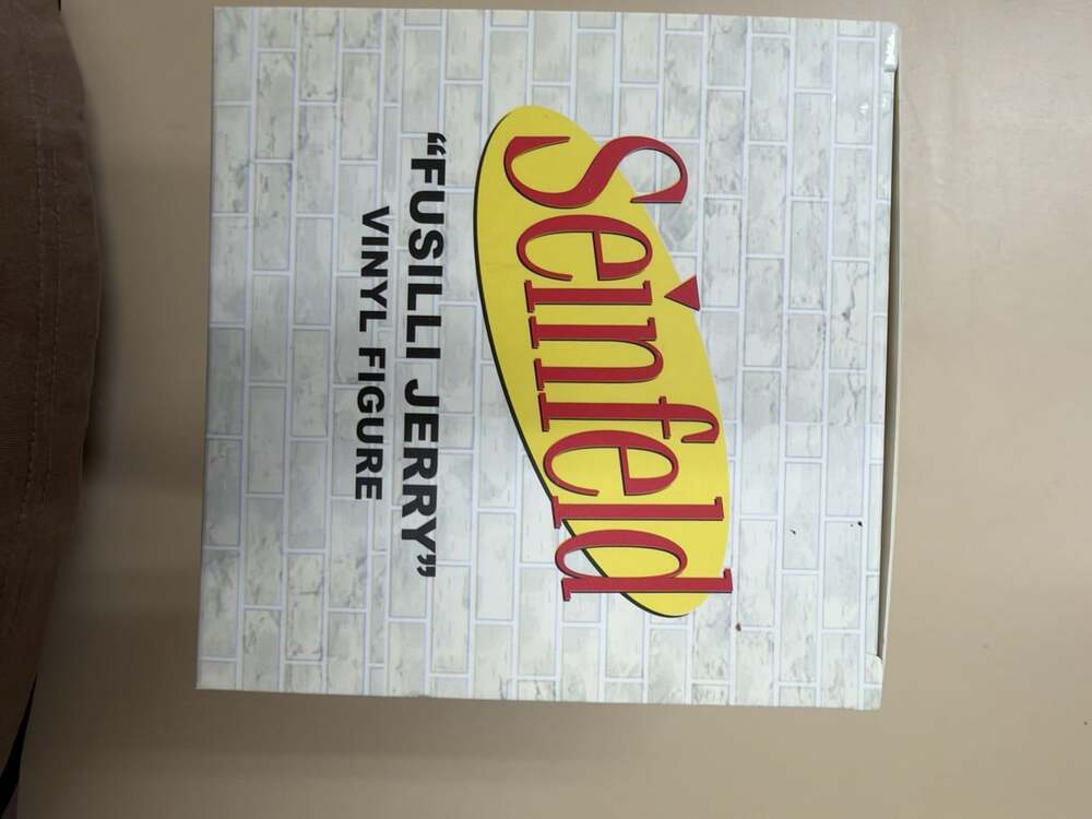 Fusilli Jerry Seinfeld Vinyl Figure Culture Fly New In Box Rare *Look @ Photos* - Picture 4 of 6